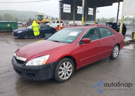2007 Honda Accord 3.0 Ex z USA, uszkodzony, nr VIN 1HGCM66517A094631